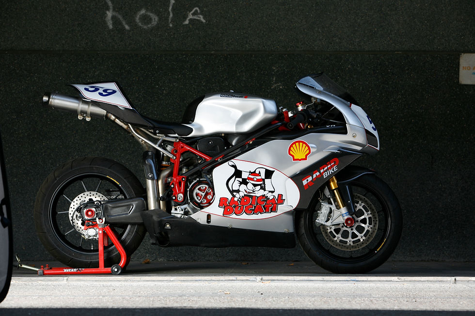 749 RADICAL 2004